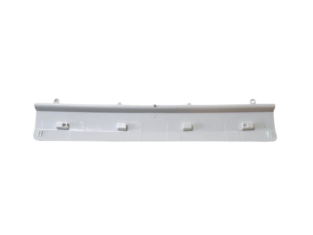 DAF CF Euro 6 Front Bumper Bar Cover – Upper Centre 2014-2024