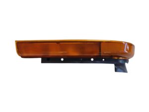 CANTER, FB5, FE5, FE6, Japanese Makes, MB83, MITSUBISHI- Corner Lamp Flasher- LH Left Hand (Passengers Side)– Amber – FE5/FB5/FE6 (95-05), MB83-220-2, MR109211