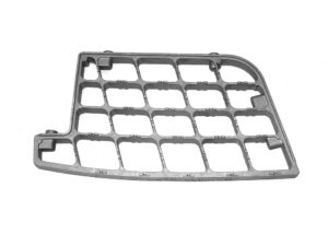 Mitsubishi/Fuso Shogun Step Plate R/H = L/H - Middle - Alloy - FS5/FP5/FV5 (2011-2018)